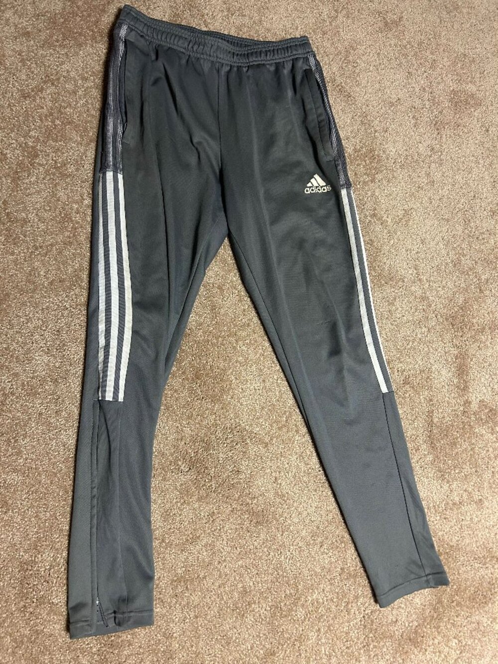 Adidas medium soccer pants primegreen grey